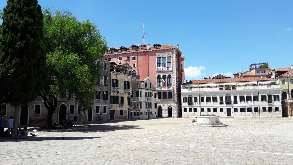 Apartment Camilla Venesia Bagian luar foto
